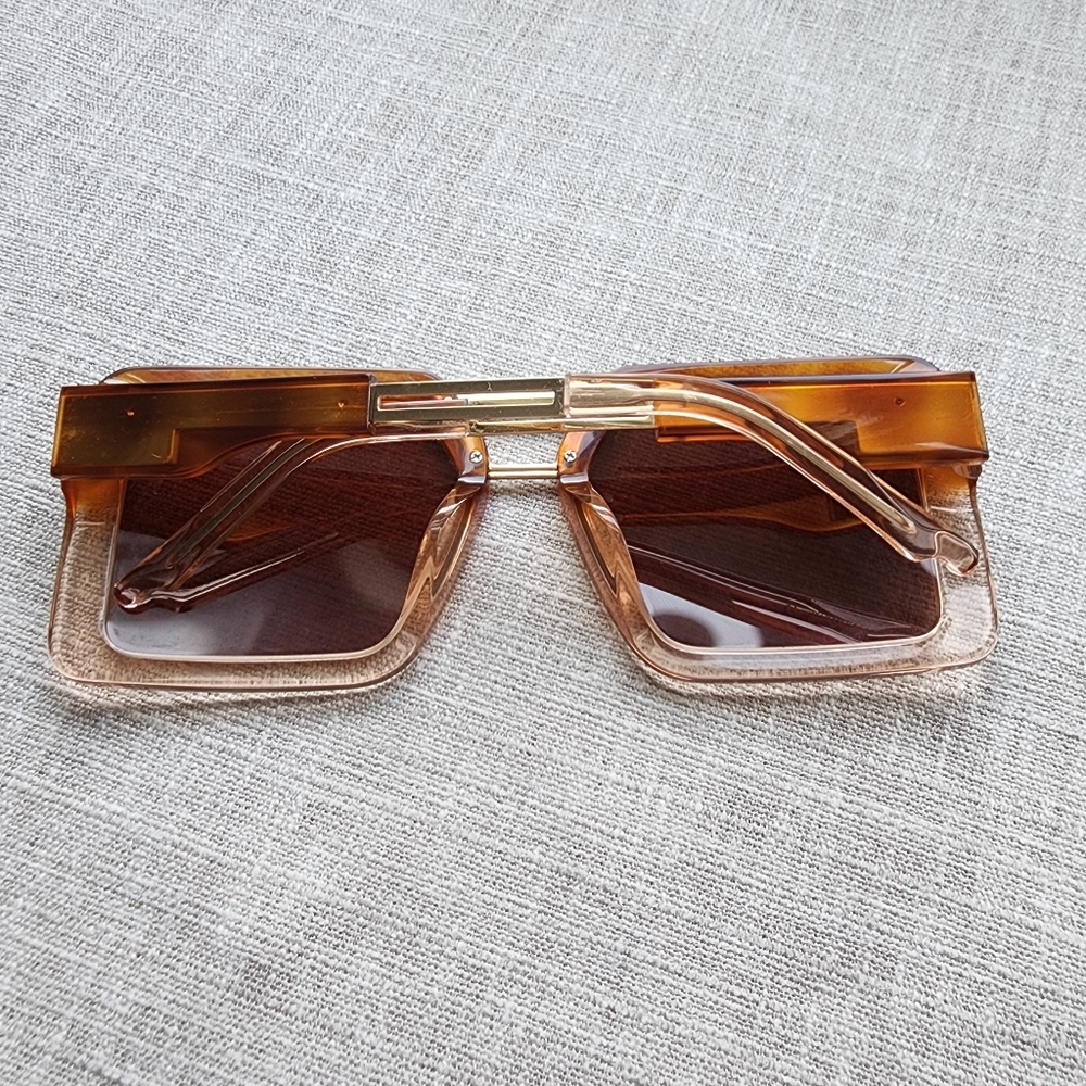 NWOT Coco and Breezy Amazonian Sunglasses - Brown - Picture 3 of 9